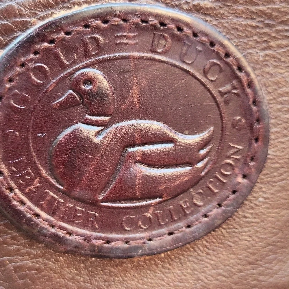Vintage Gold Duck Leather Collection Duffel Bag EUC Fathers Day Great gift